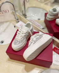 Valentino Garavani One Stud Sequin Casual Sneakers