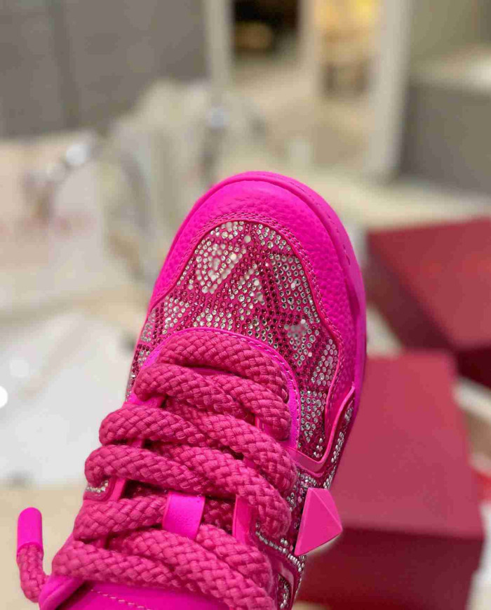 Valentino Garavani One Stud Sequin Casual Sneakers