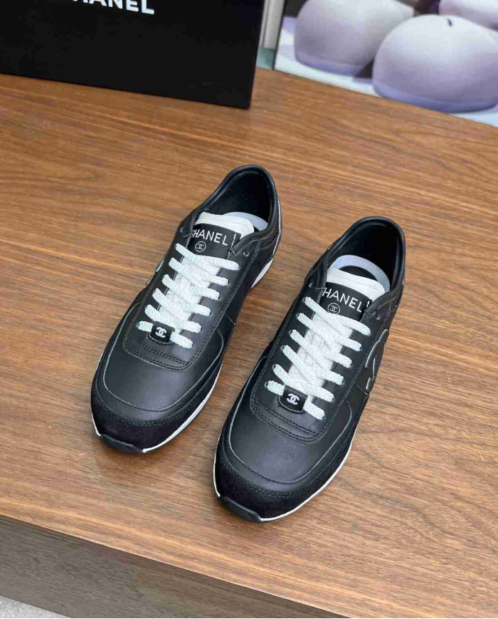Chanel Low Top Casual Sneakers