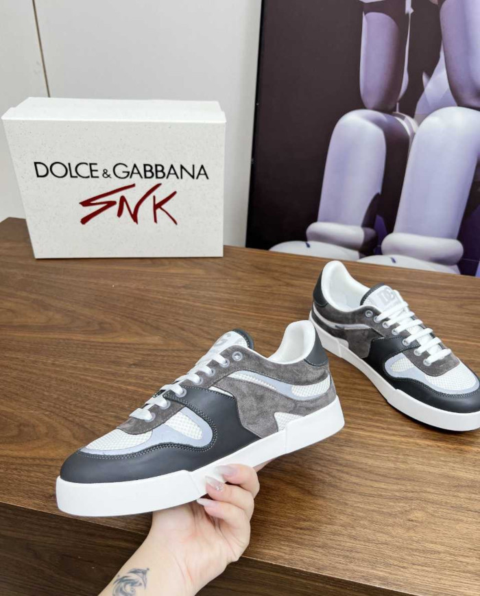 Golden Goose Lucky Series Casual Sneakers
