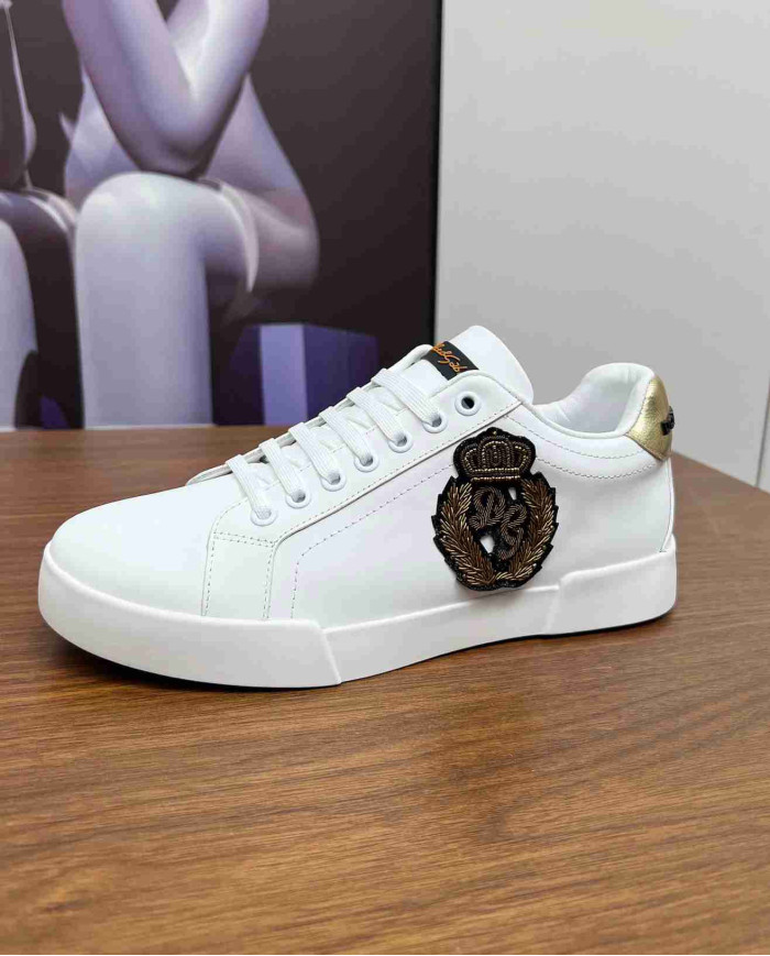 Dolce & Gabbana DG Logo Lace Up Sneakers