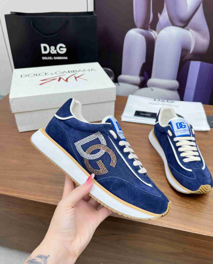 Dolce & Gabbana Logo Embellished Casual Sneakers