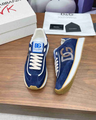 Dolce & Gabbana Logo Embellished Casual Sneakers