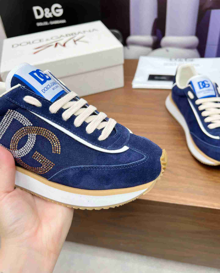 Dolce & Gabbana Logo Embellished Casual Sneakers