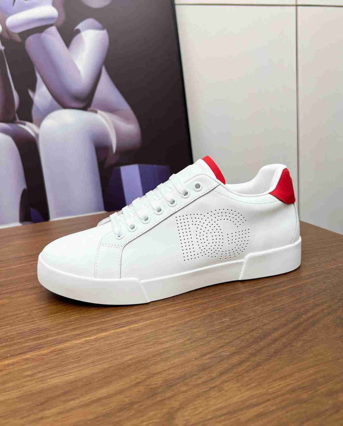 Dolce & Gabbana Classic Perforated Logo Casual Sneakers
