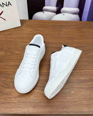 Dolce & Gabbana Classic Perforated Logo Casual Sneakers
