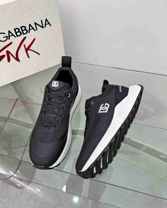 Dolce & Gabbana Logo Mesh Casual Sneakers