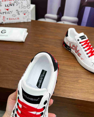 Dolce & Gabbana Graffiti Print Casual Sneakers